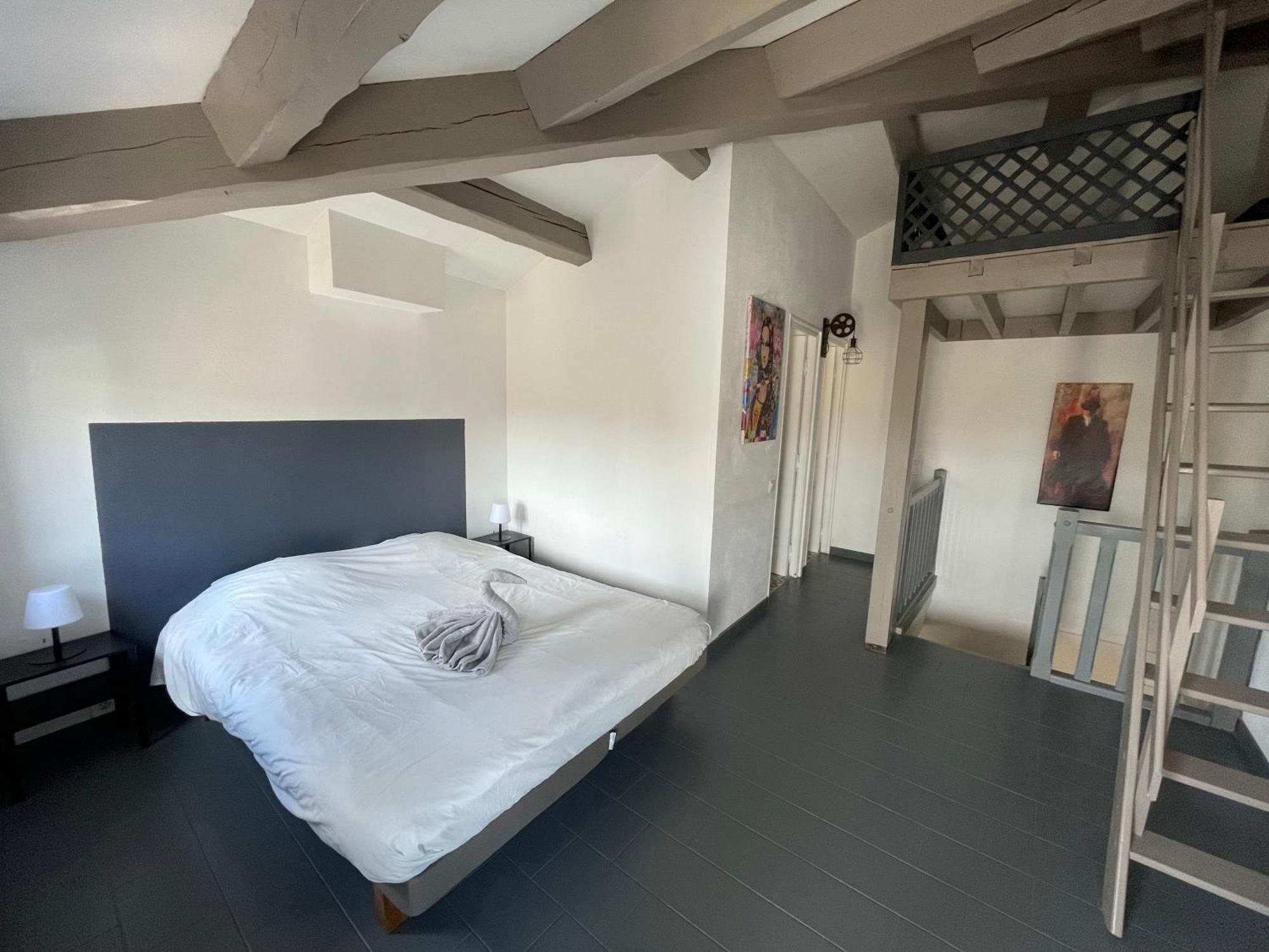 Maison De Village Avec Balcon Rooftop Maillane Exterior photo